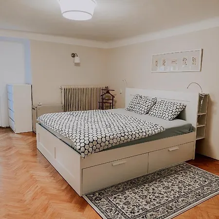 Del Linz Apartman Ljubljana